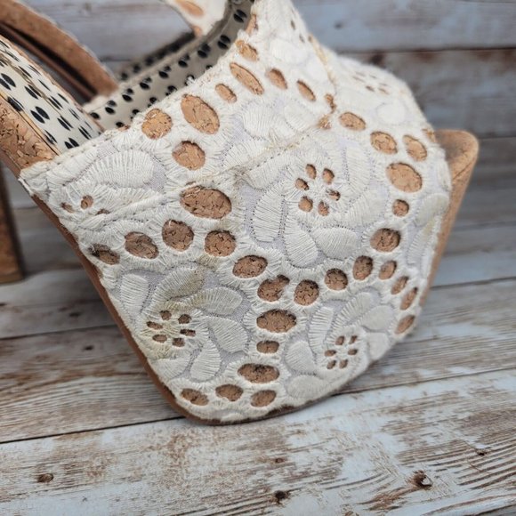 Jessica Simpson Women Size 9B Brown/ White Ankle Strap High Block Heels Shoes - Picture 3 of 13